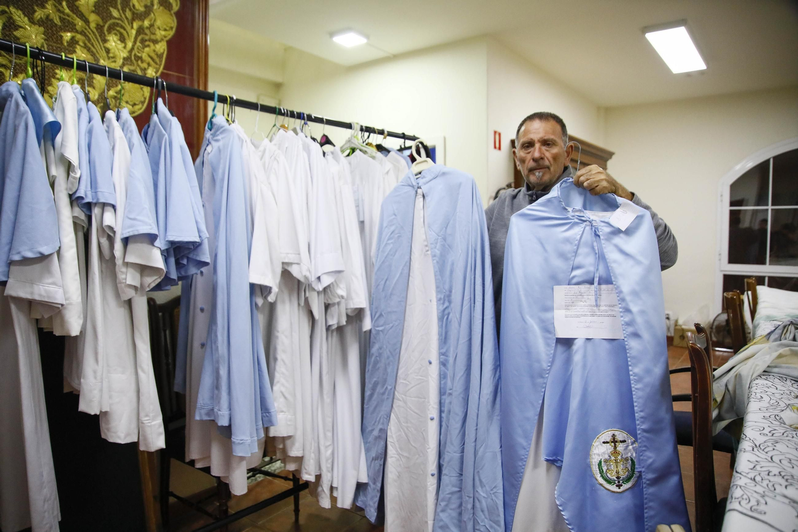 Ensayo de la hermandad de los Ángeles de la ciudad de Almería, en imágenes