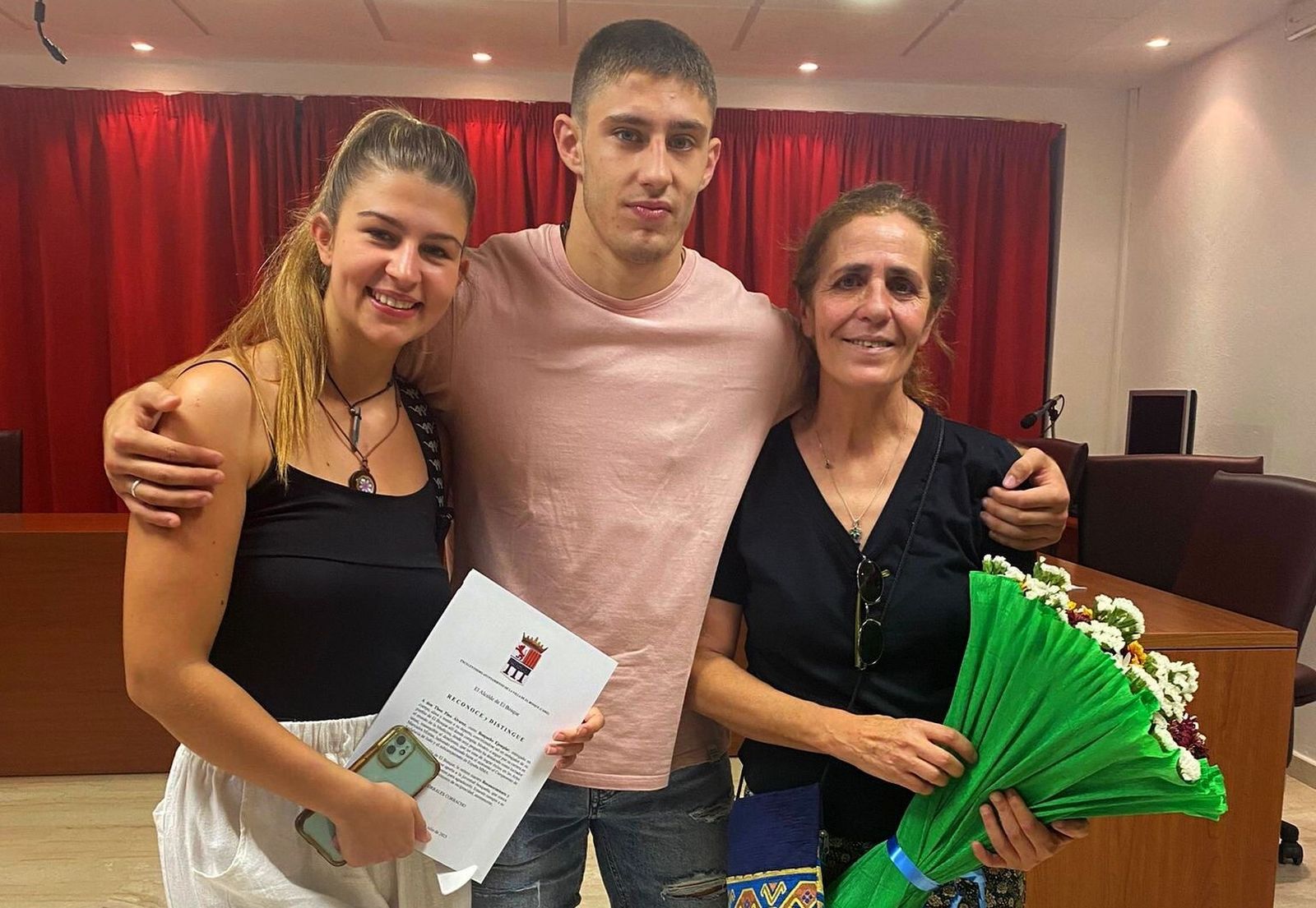 Theo Pino ha sido reconocido por su pueblo como Bosqueño Ejemplar.