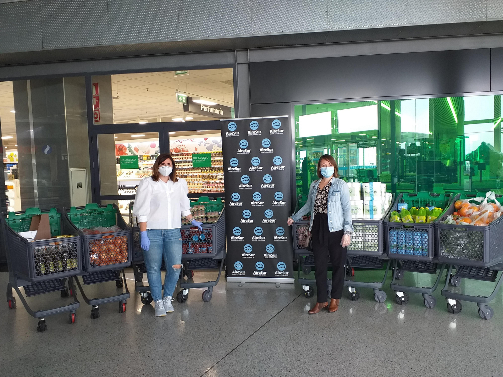 Gracias a esta donación, el Centro Comercial AireSur ha colaborado con una causa social, ayudando a familias del Aljarafe en una situación de vulnerabilidad.