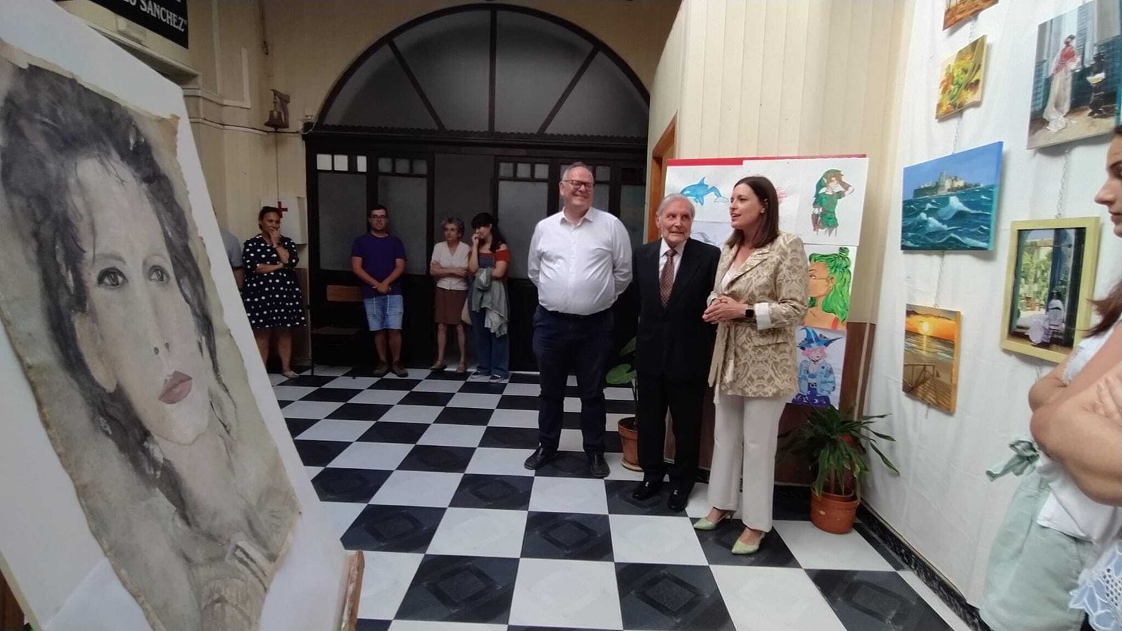 Inauguración de la exposición de los trabajos de los alumnos del Centro Obrero en San Fernando.