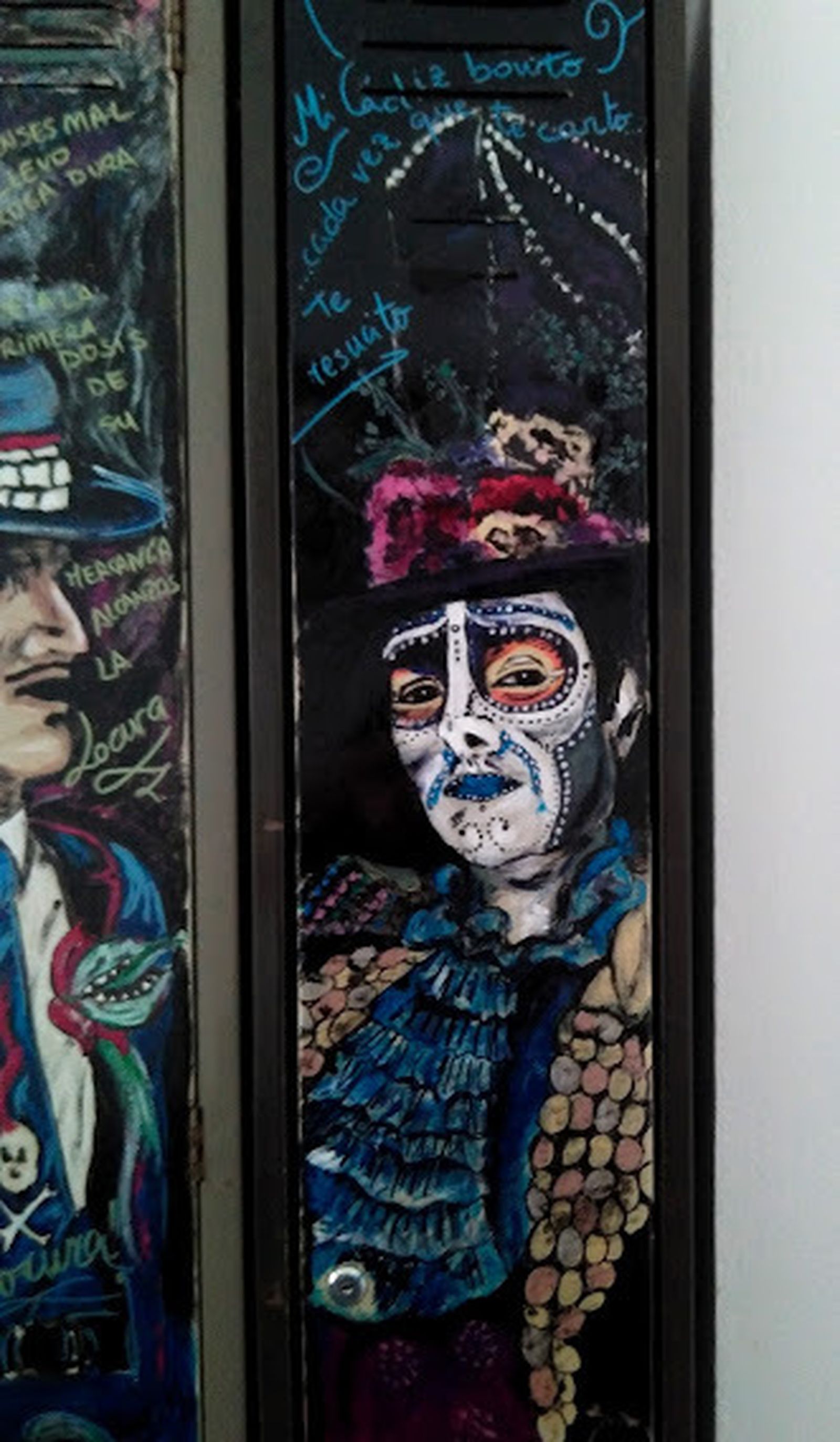 Las taquillas carnavaleras en esmalte de uñas de Nieves Pérez