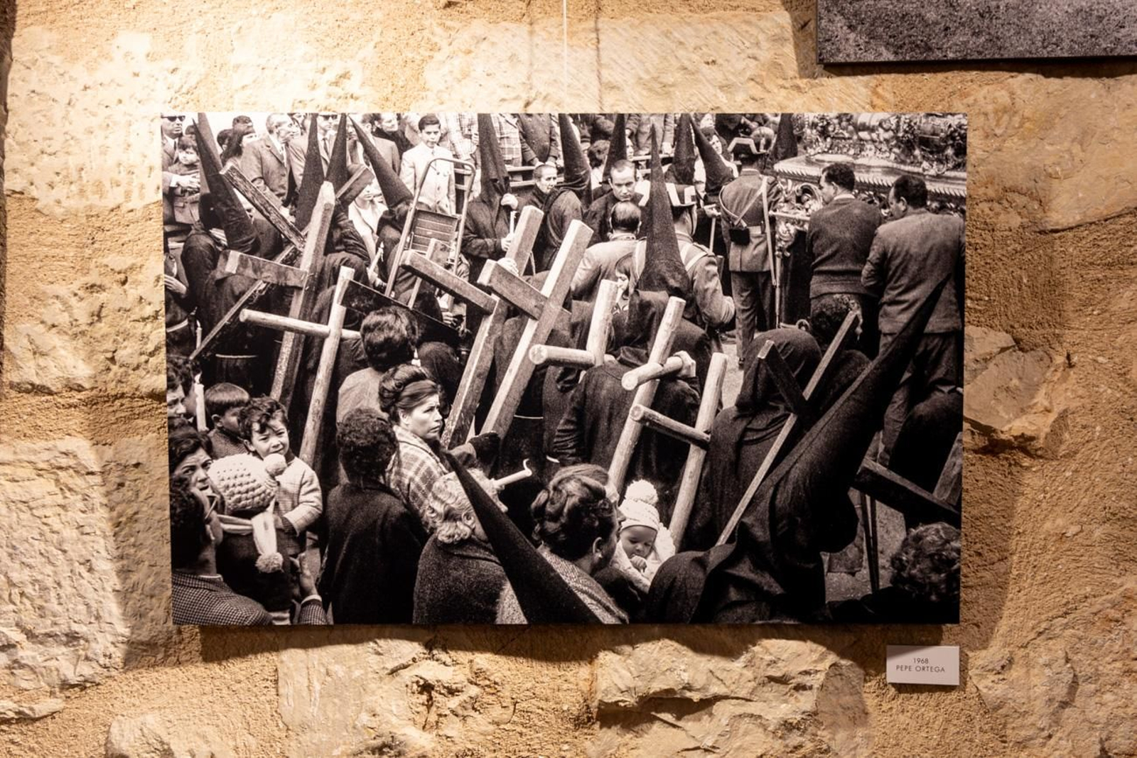 El legado fotográfico de los Ortega recoge los últimos 80 años de Semana Santa en Jaén