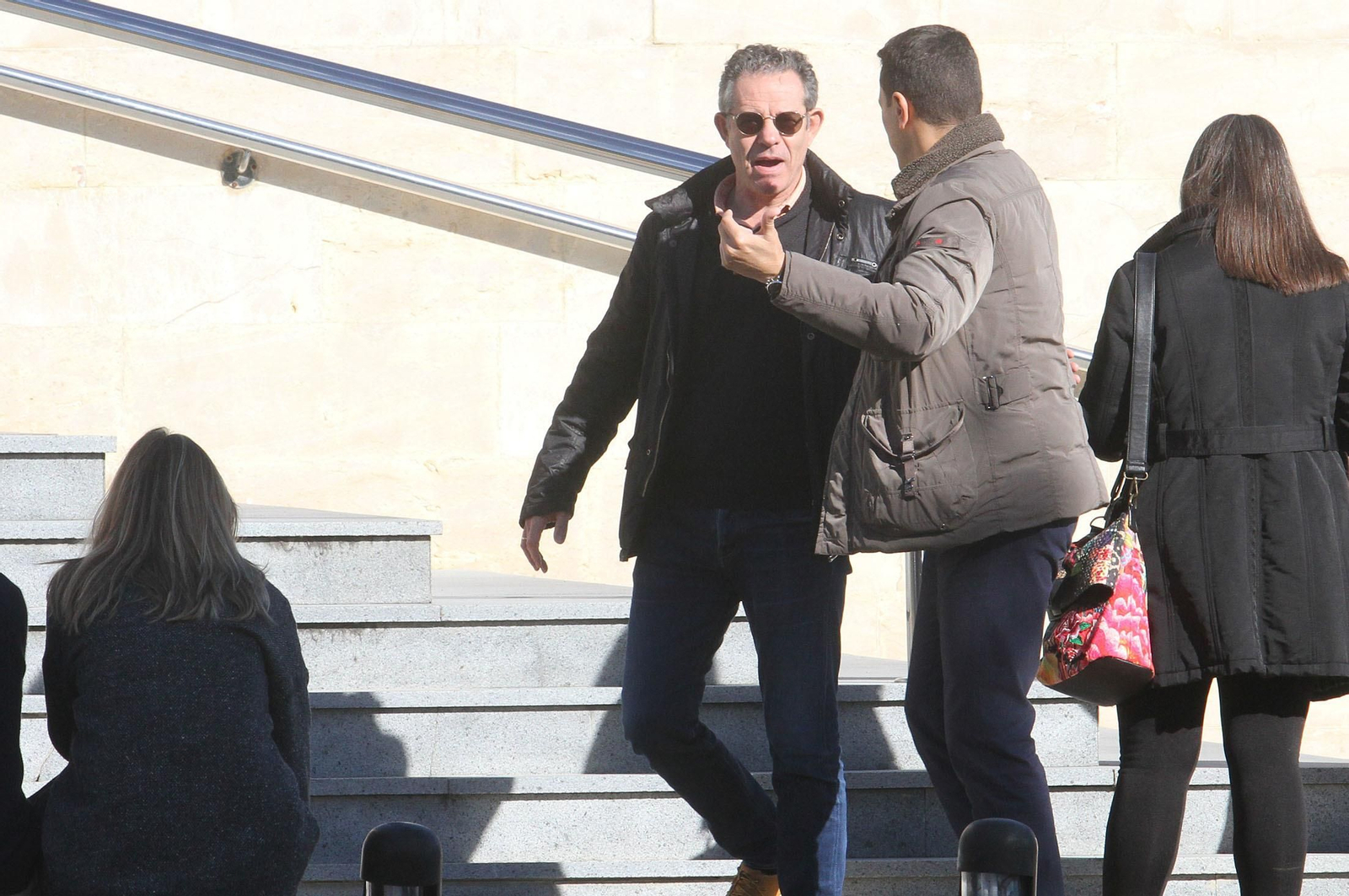 Condolencias a la familia García Palacios durante la mañana en el tanatorio, en imágenes