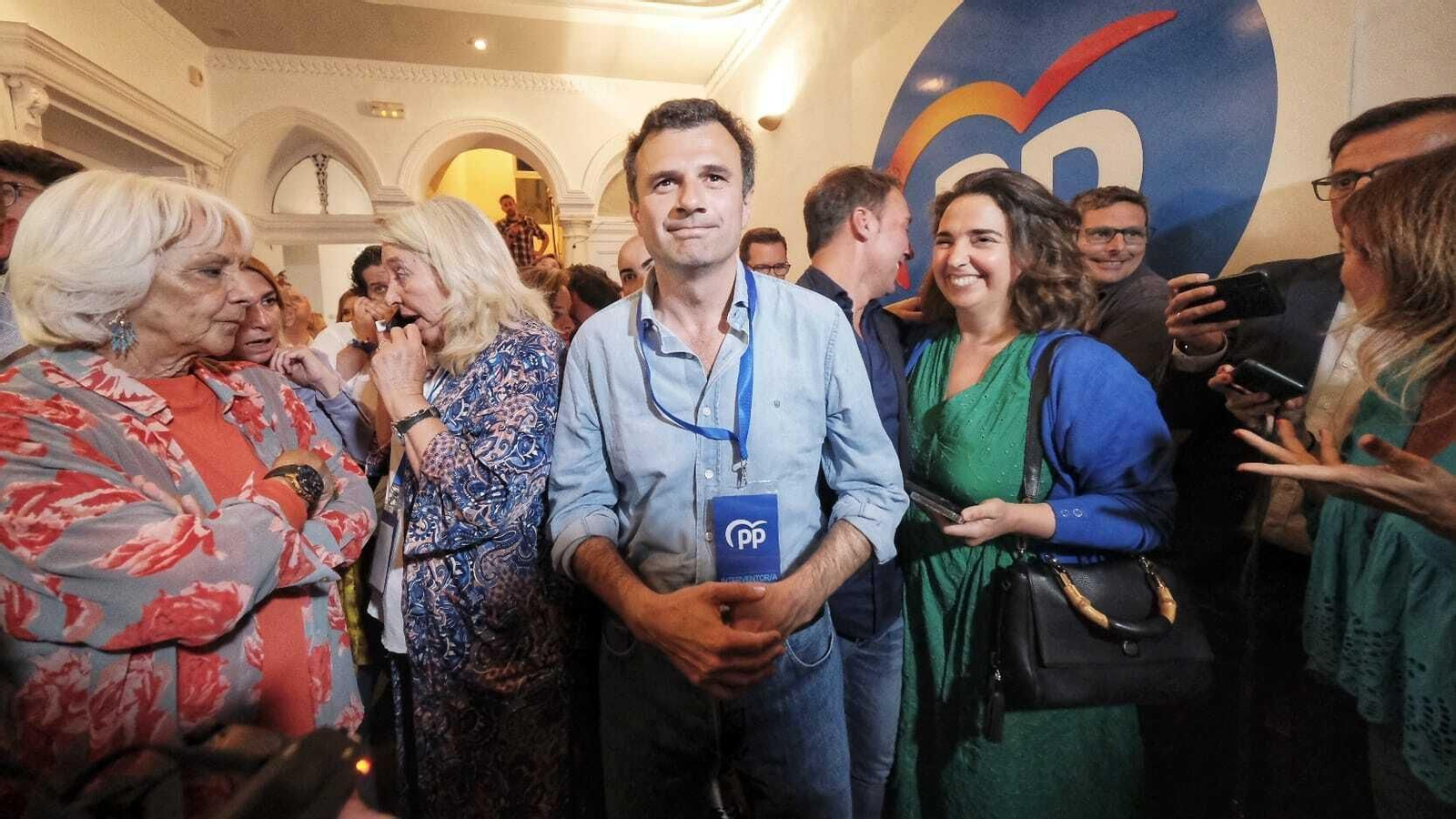 Todas las imágenes de la victoria del PP en Cádiz capital