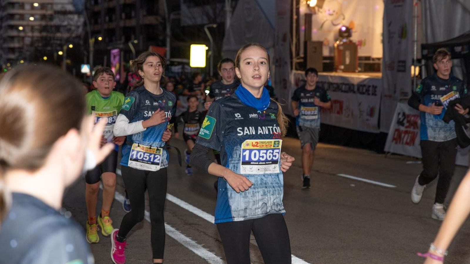 En imágenes: más de 1700 participantes en la Carrera Infantil de San Antón