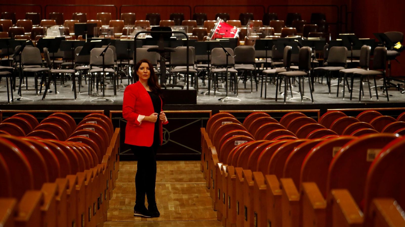 Lucía Tavira, en el pasillo central del Gran Teatro.