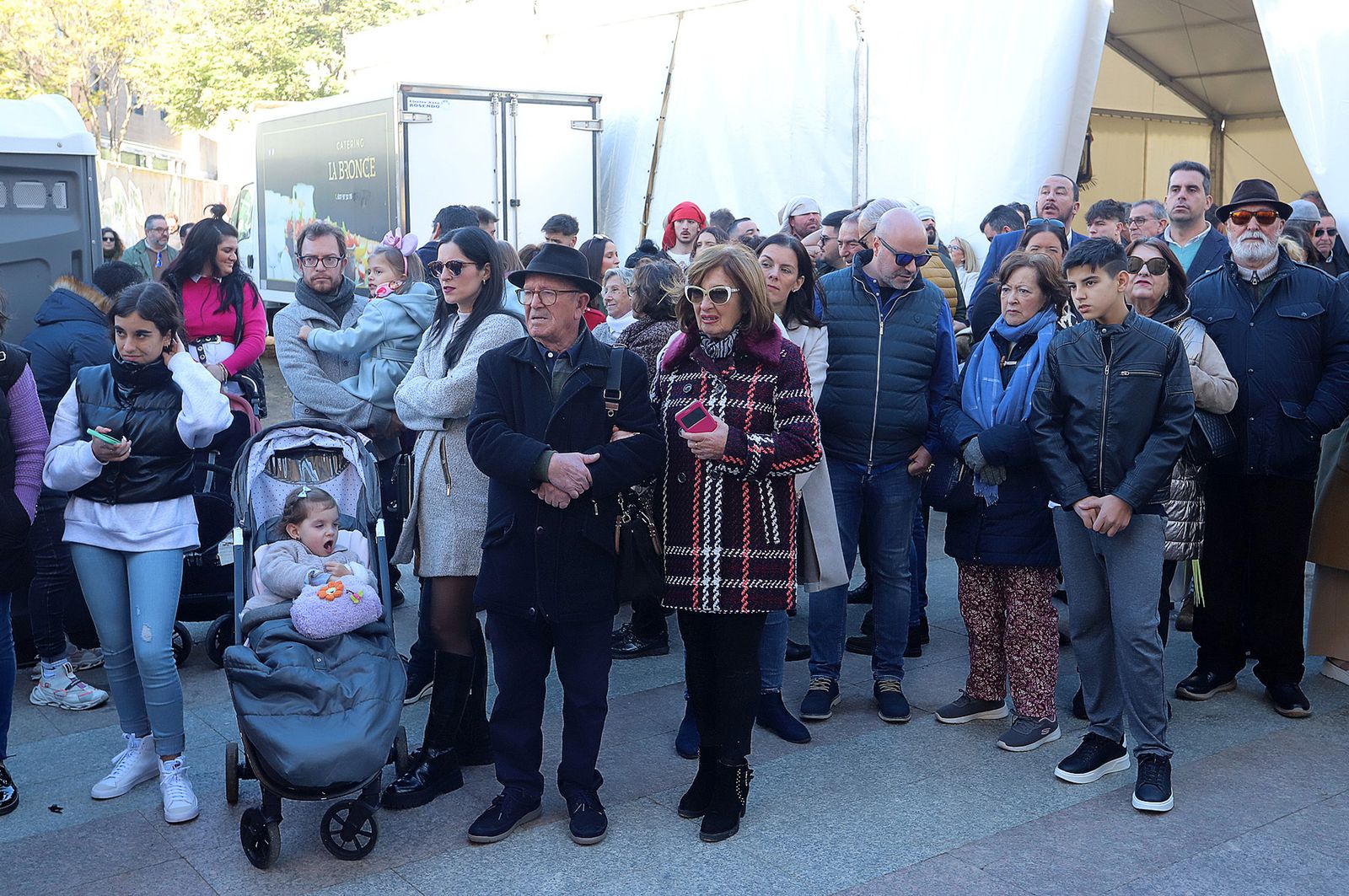 Imágenes del ambiente en la procesión de San Sebastián