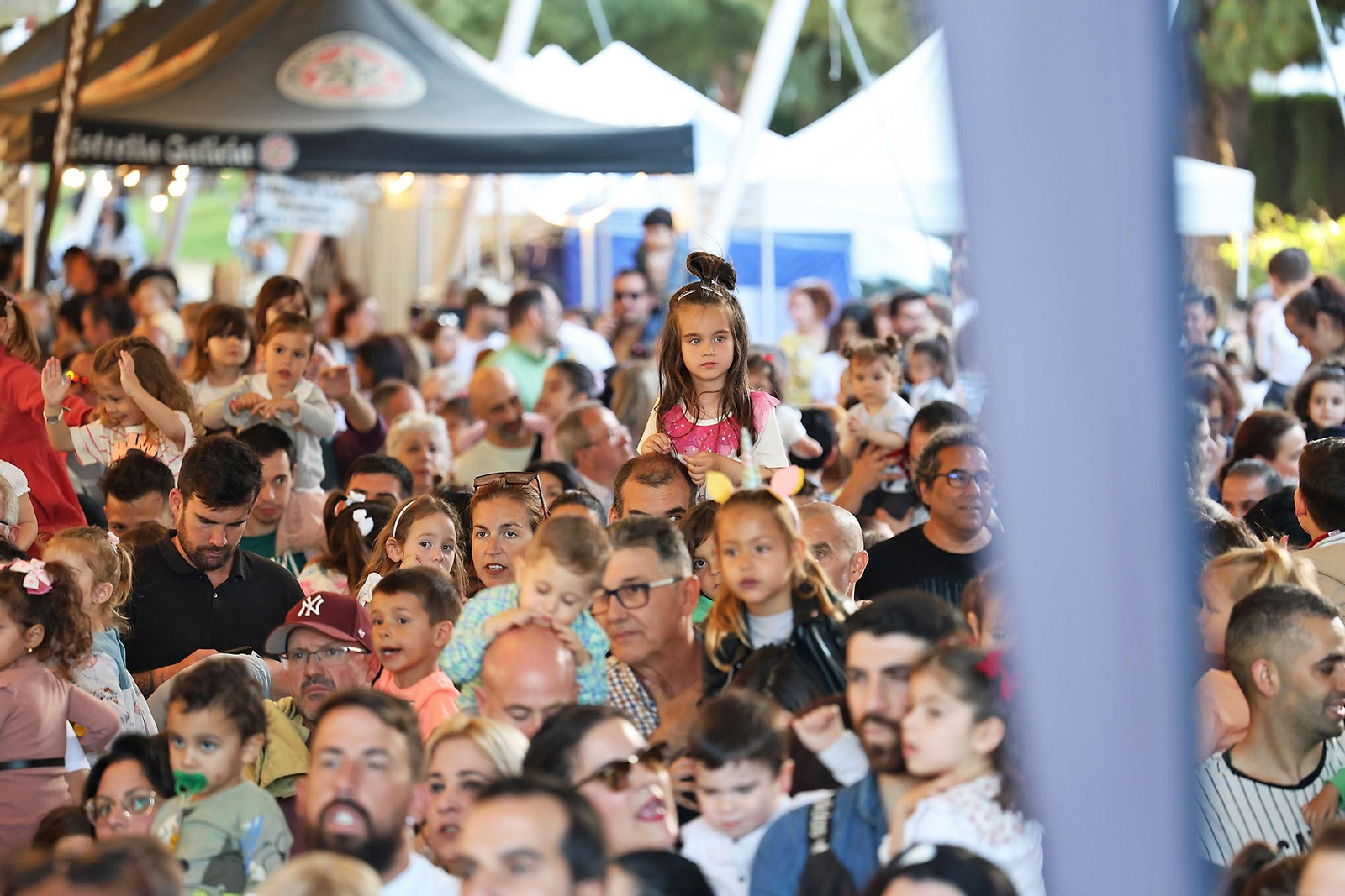 Imágenes del Festival Mundial de Foodtrucks y los cantajuegos DIsney en Huelva