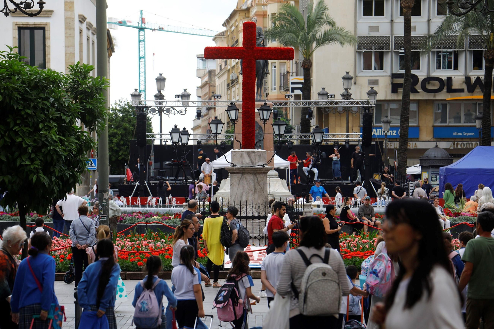 El primer día de las Cruces de Córdoba, en imágenes