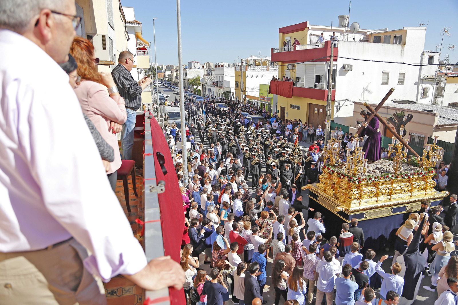 Salida del Señor del Amparo el Miércoles Santo.