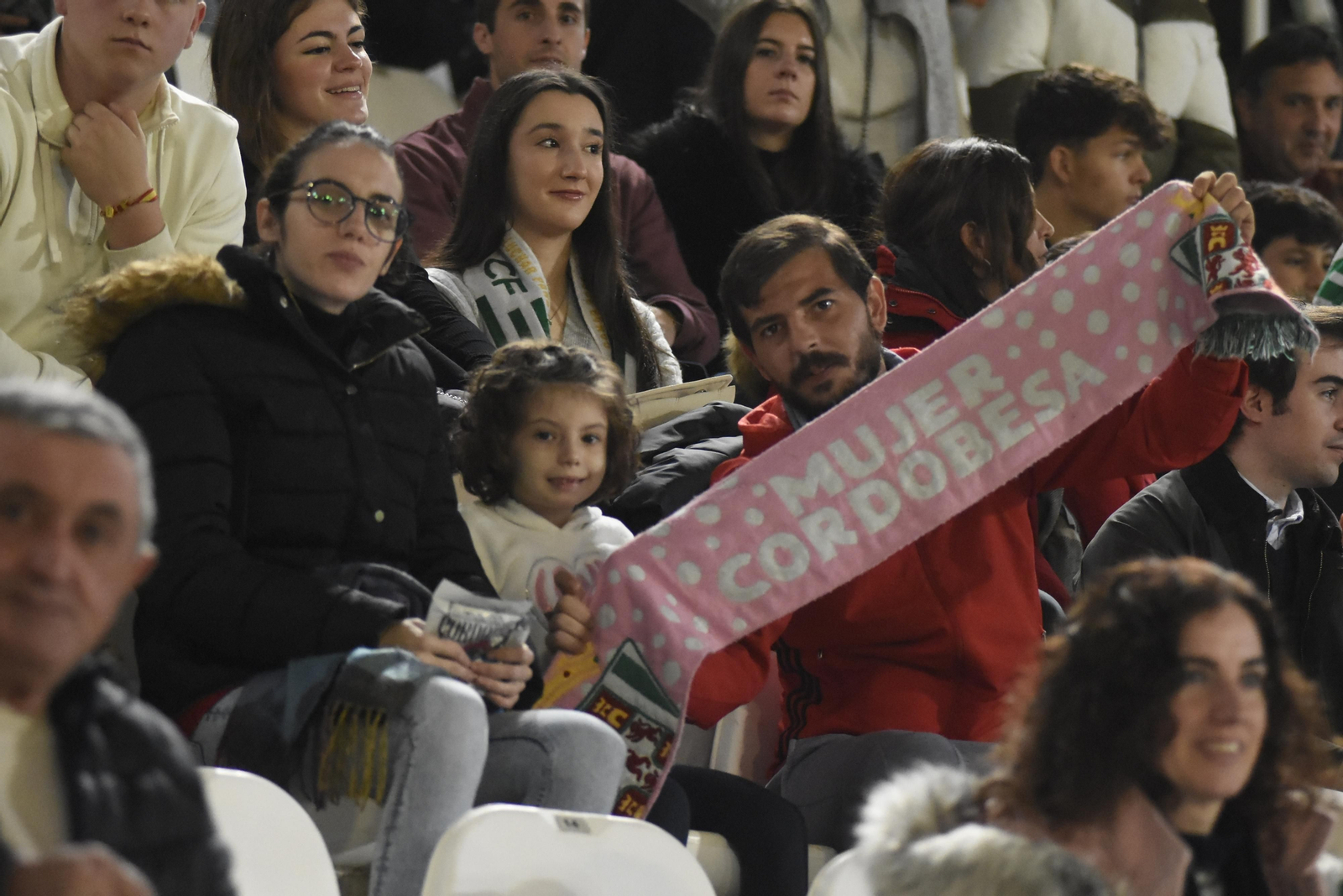 Las mejores fotos del gran ambiente en El Arcángel para el Córdoba CF - CD Castellón
