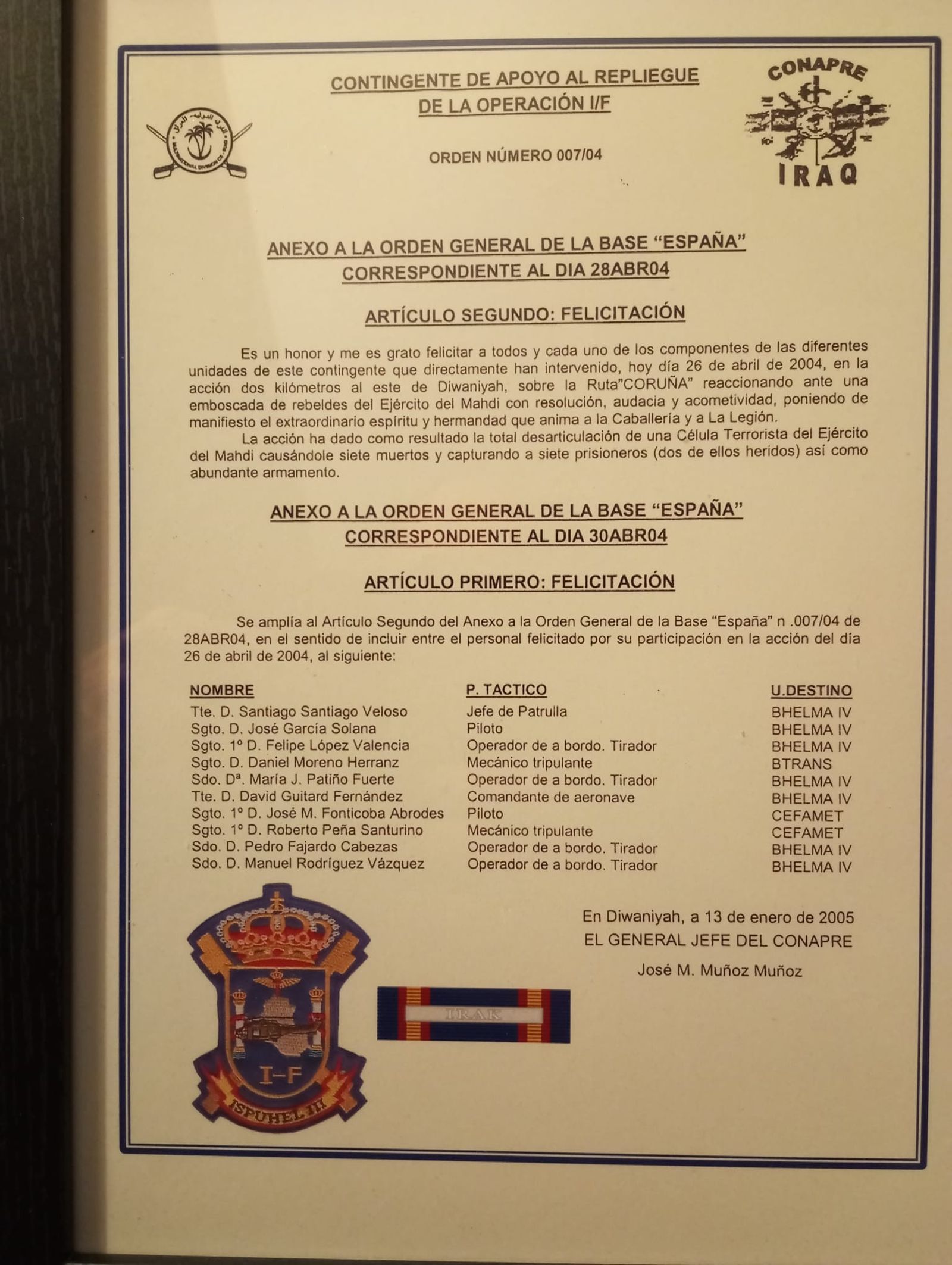 Copia de la felicitación dirigida a la tripulación del helicóptero por parte del general jefe José M. Muñoz.