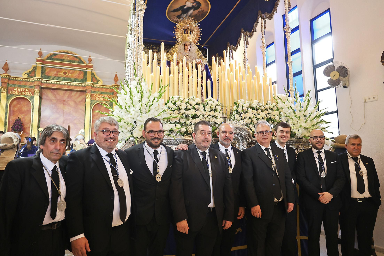Imágenes de la VIrgen de Los Dolores por su barrio de las Colonias