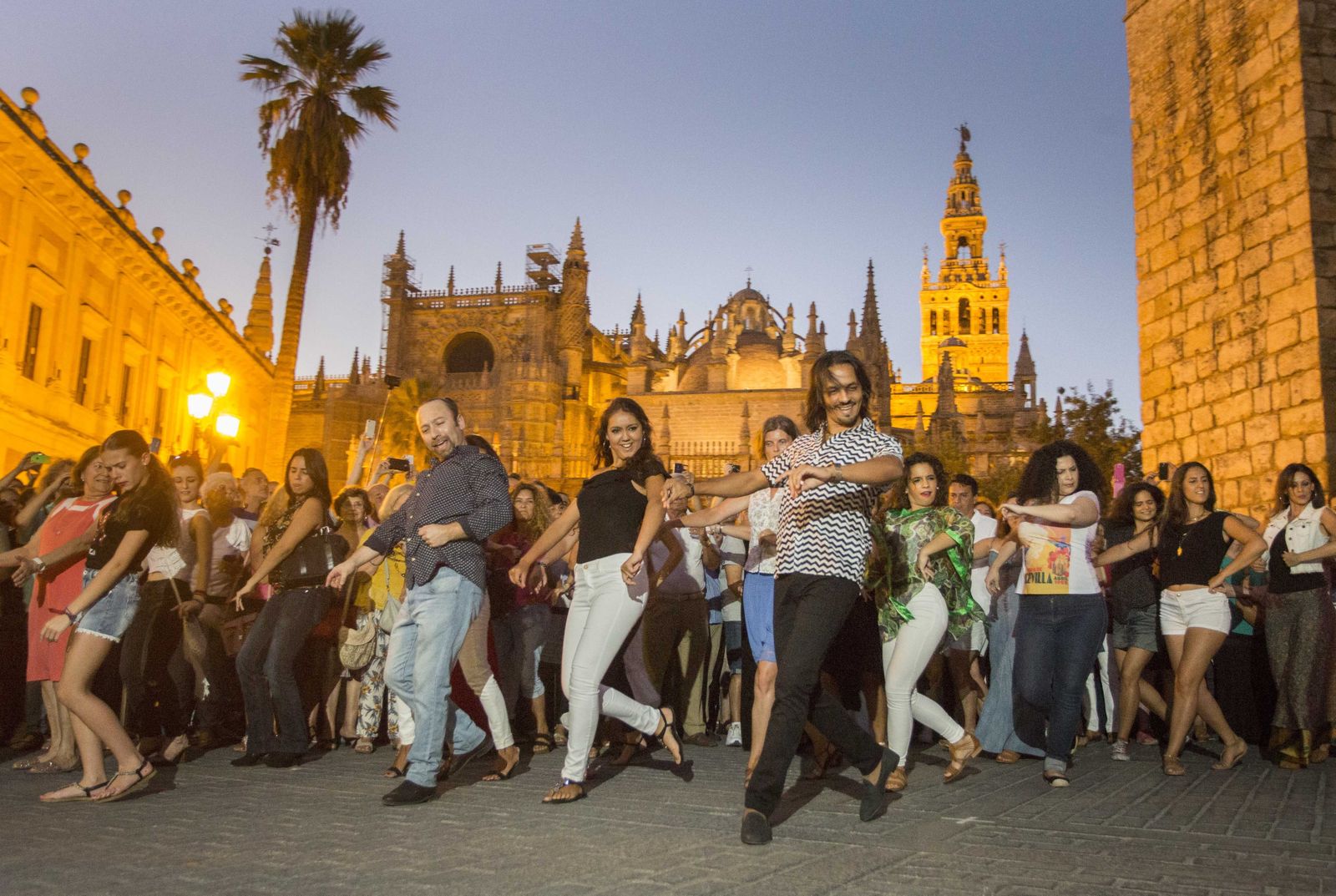 El bailaor Farruquito en el 'flashmob' con el que se inauguró la pasada edición de la cita flamenca sevillana.