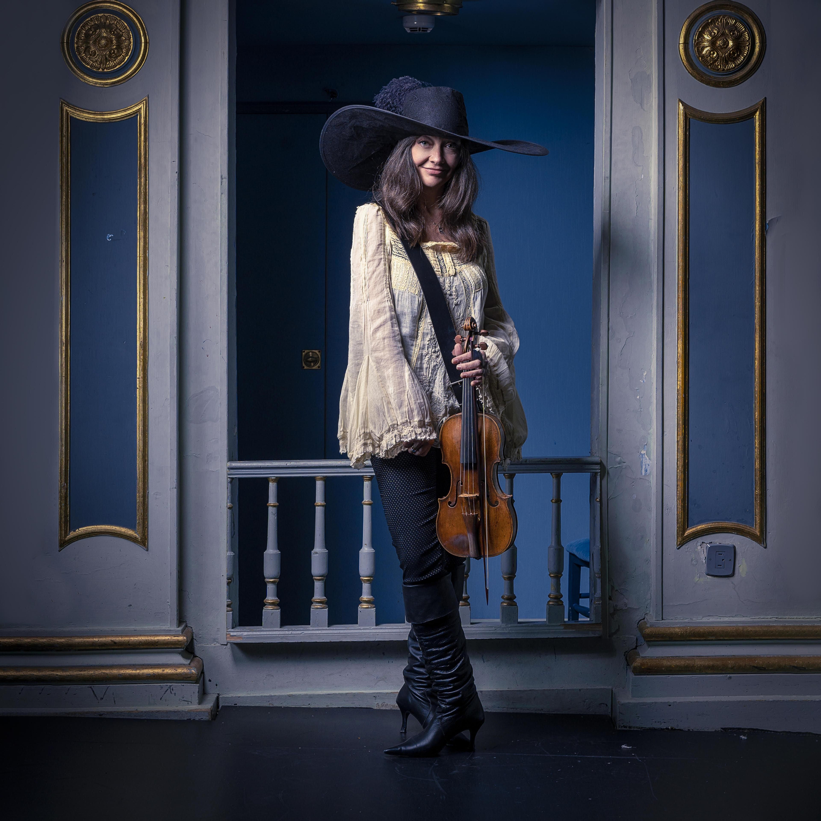 Lina Tur Bonet en imagen promocional como mosquetera.