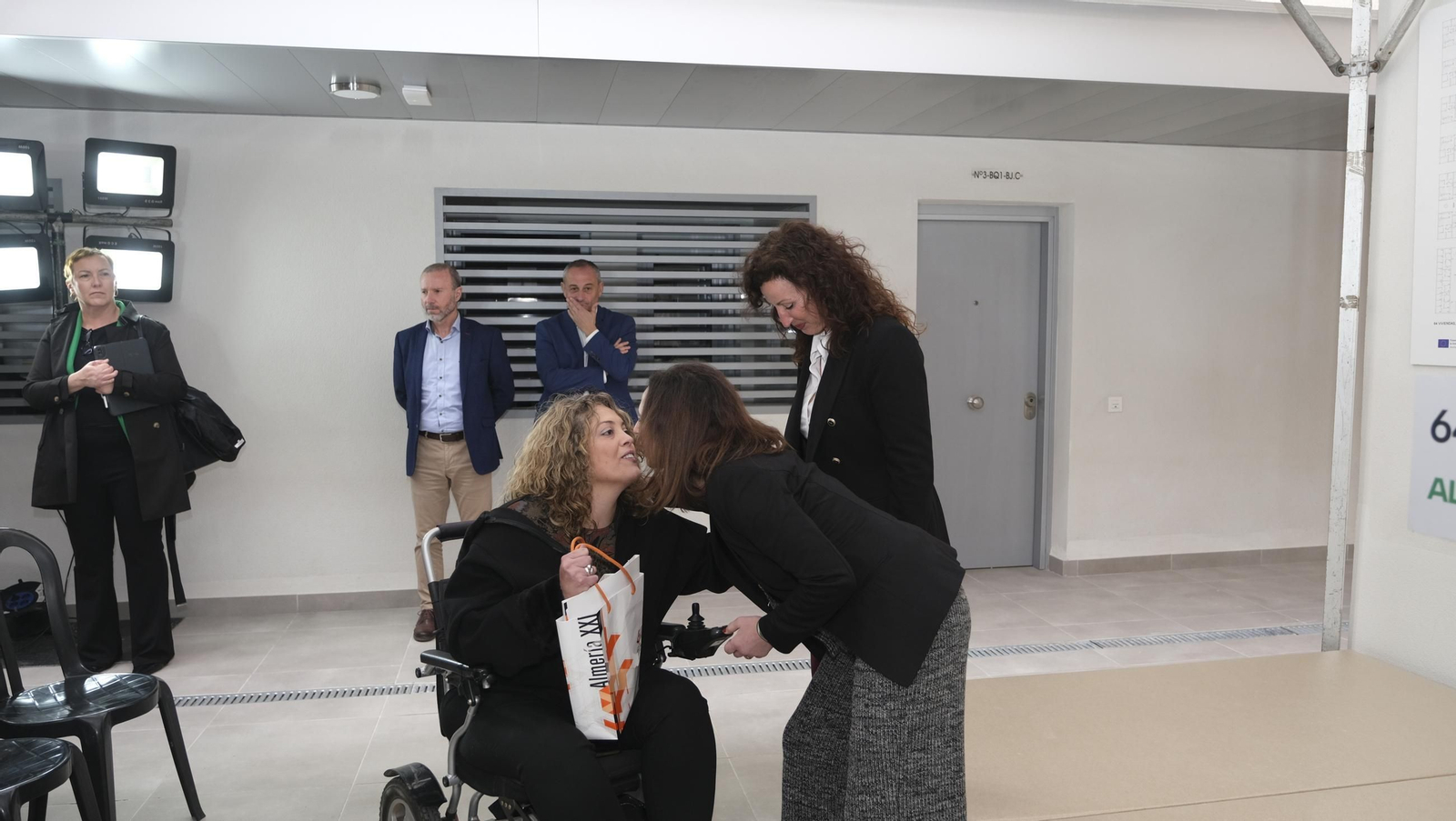 Las imágenes de la entrega de viviendas de VPO en Costacabana