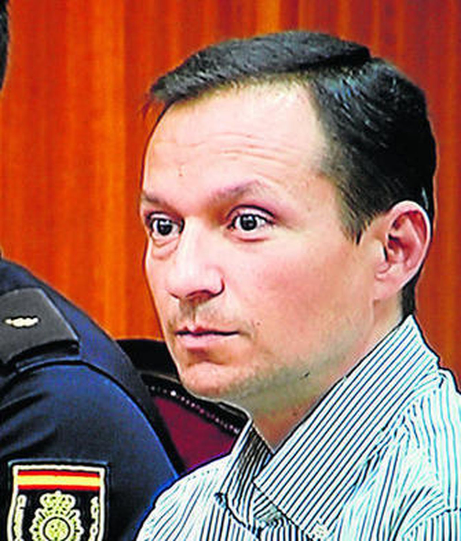 Primer plano del acusado.