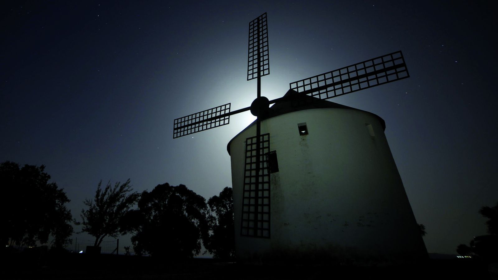 Molino de la Divisa en Cabezas Rubias.