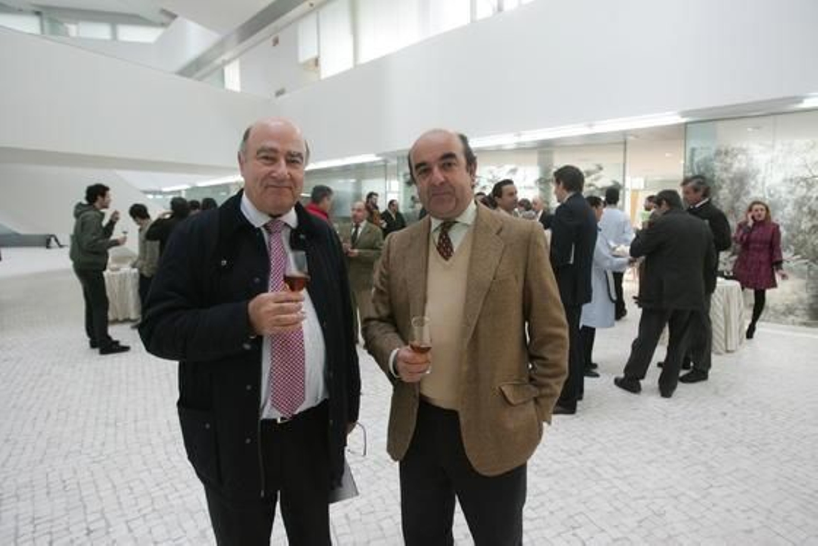 Asaja edita una nueva revista que retrata la historia del recién inaugurado Centro de Innovación y Tecnología Empresarial Agraria

Foto: Pascual