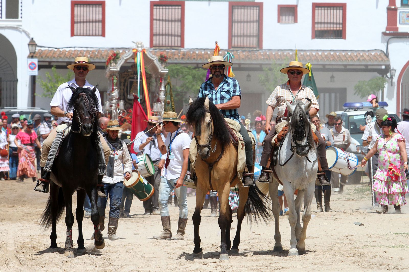 Ambiente en la aldea del Rocío.