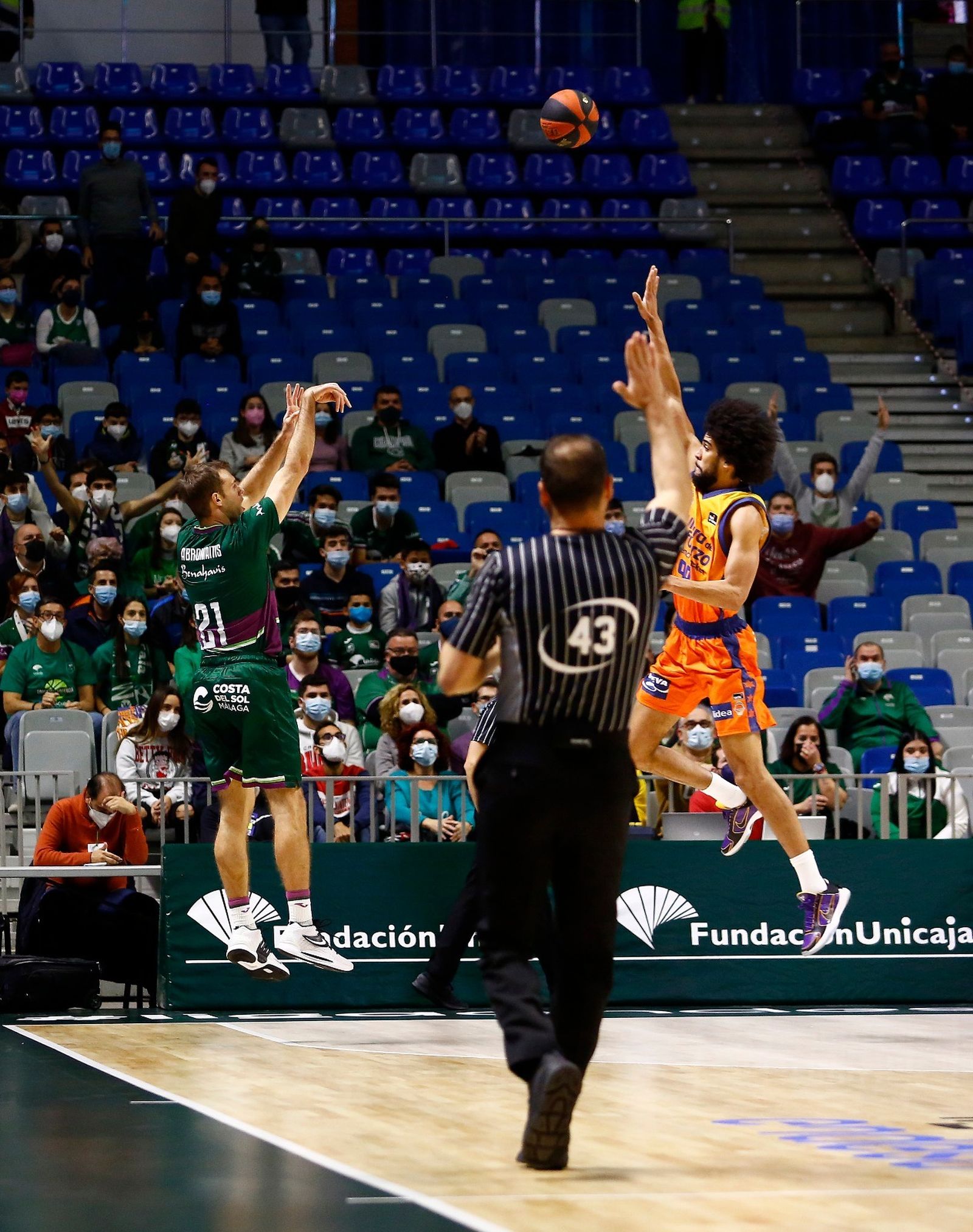 Las fotos del Unicaja - Valencia Básket