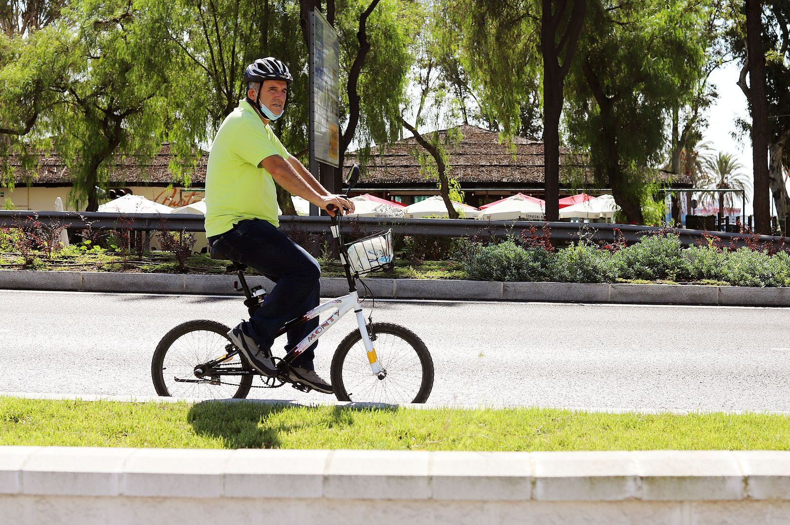 Imágenes del lunes 11 de octubre en Huelva