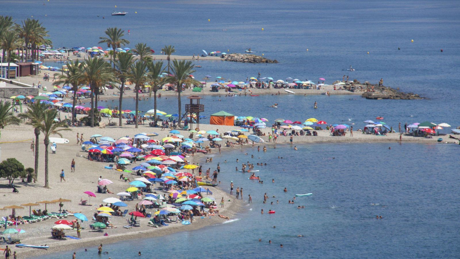Imagen de archivo de la playa de Castell de Ferro