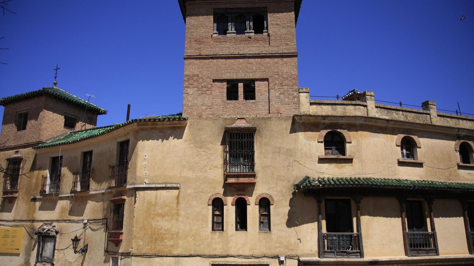 Vista exterior de la Casa del Rey Moro en Ronda Vista exterior de la Casa del Rey Moro en Ronda