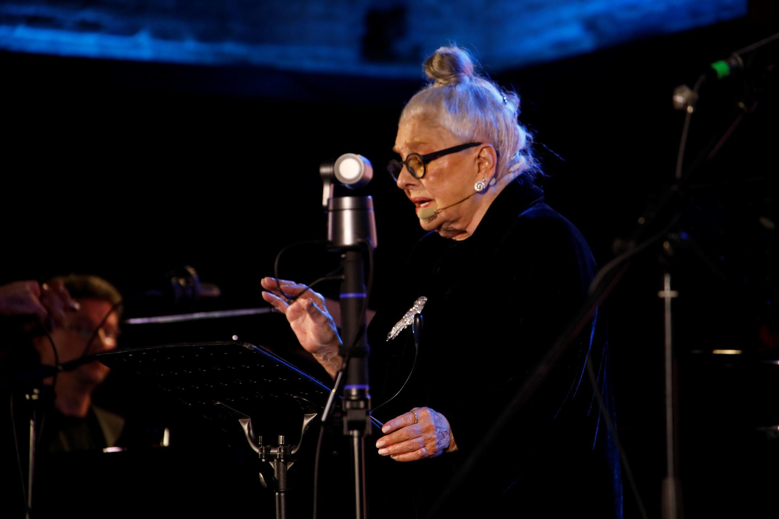 El homenaje de Lola Herrera a sus poetas predilectos en Cosmopoética, en imágenes