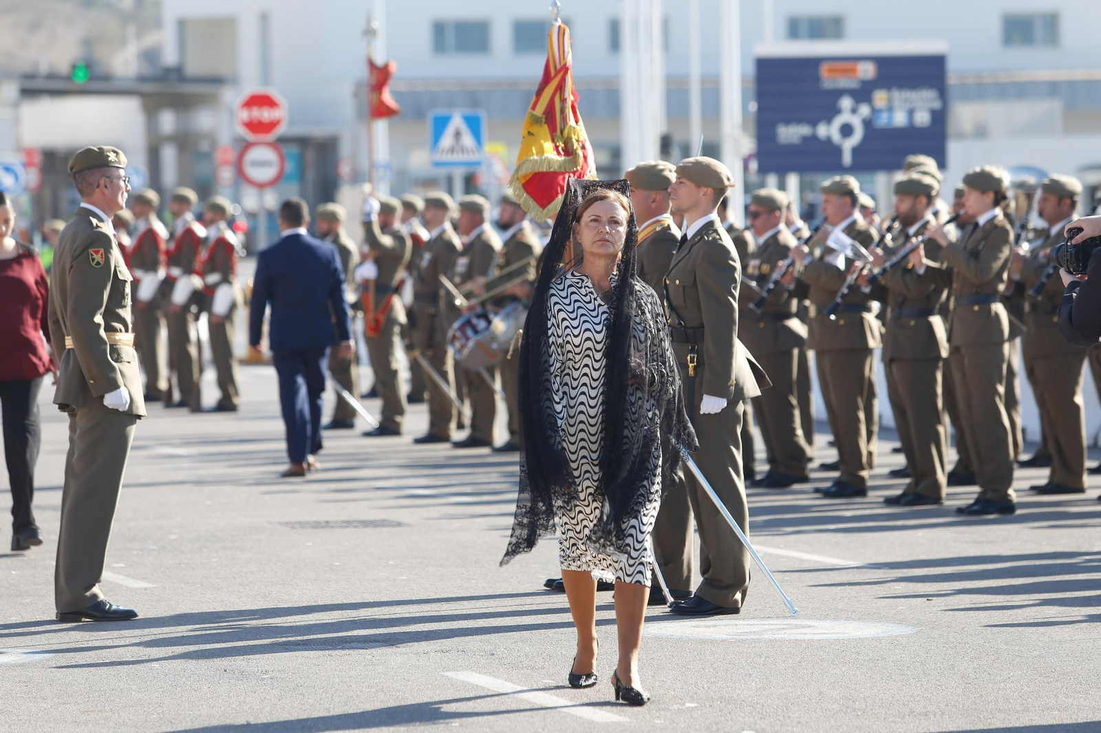 Las fotos de la jura de bandera civil en Tarifa