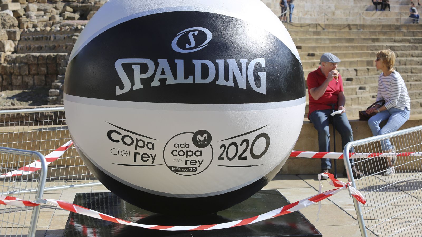 La Copa del Rey ya late en el centro de Málaga