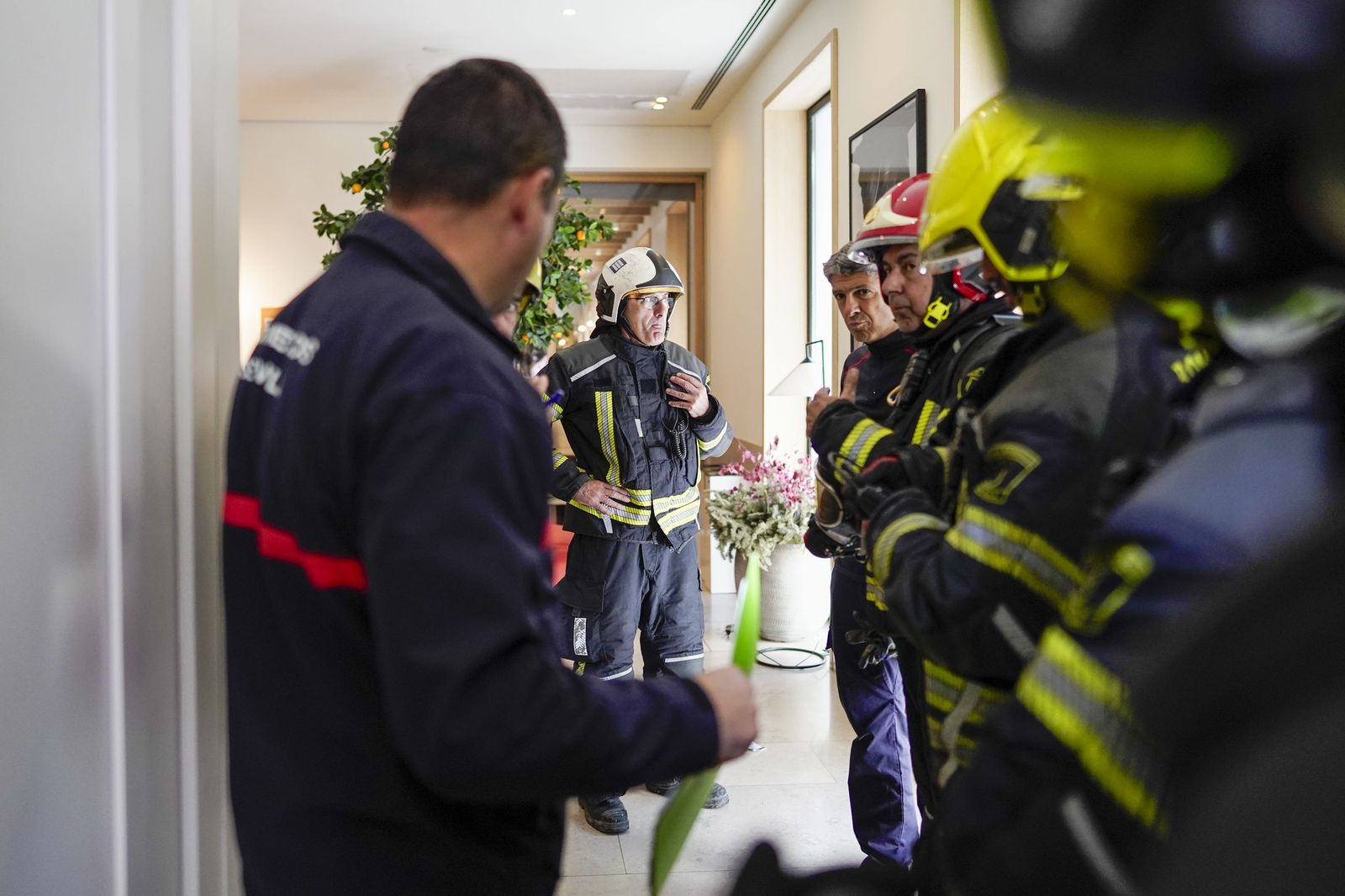 El simulacro de incendio organizado por el Servicio de Extinción de Incendios de los Bomberos, en imágenes