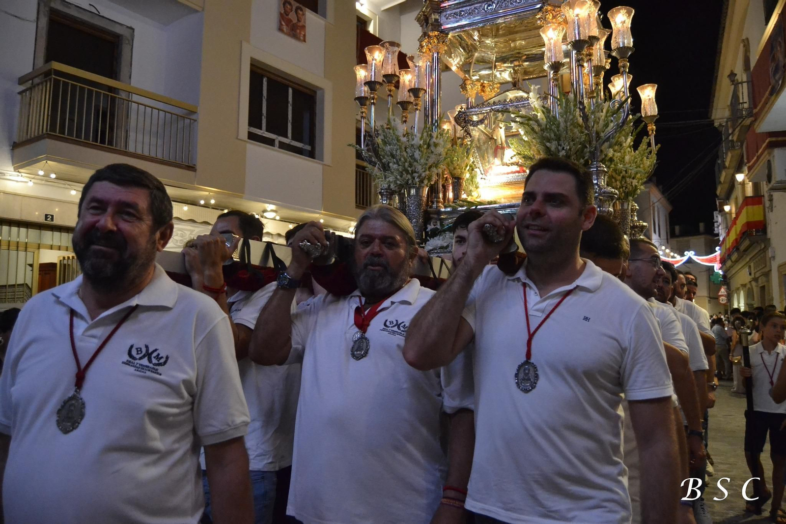 Arjona vive con devoción el día grande de su Fiestasantos, en imágenes