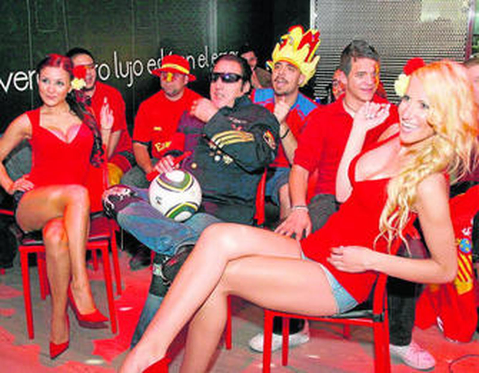 Rapallo, durante el rodaje del videoclip de 'La Roja'.