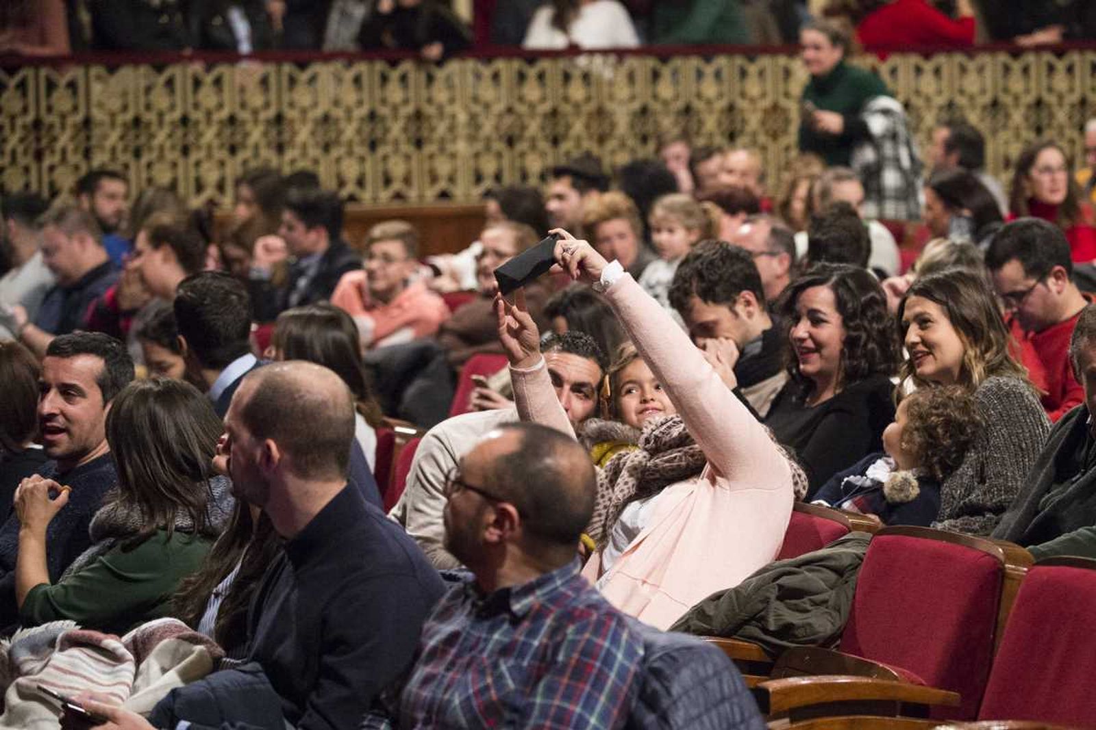 Las imágenes de la decimonovena función clasificatoria