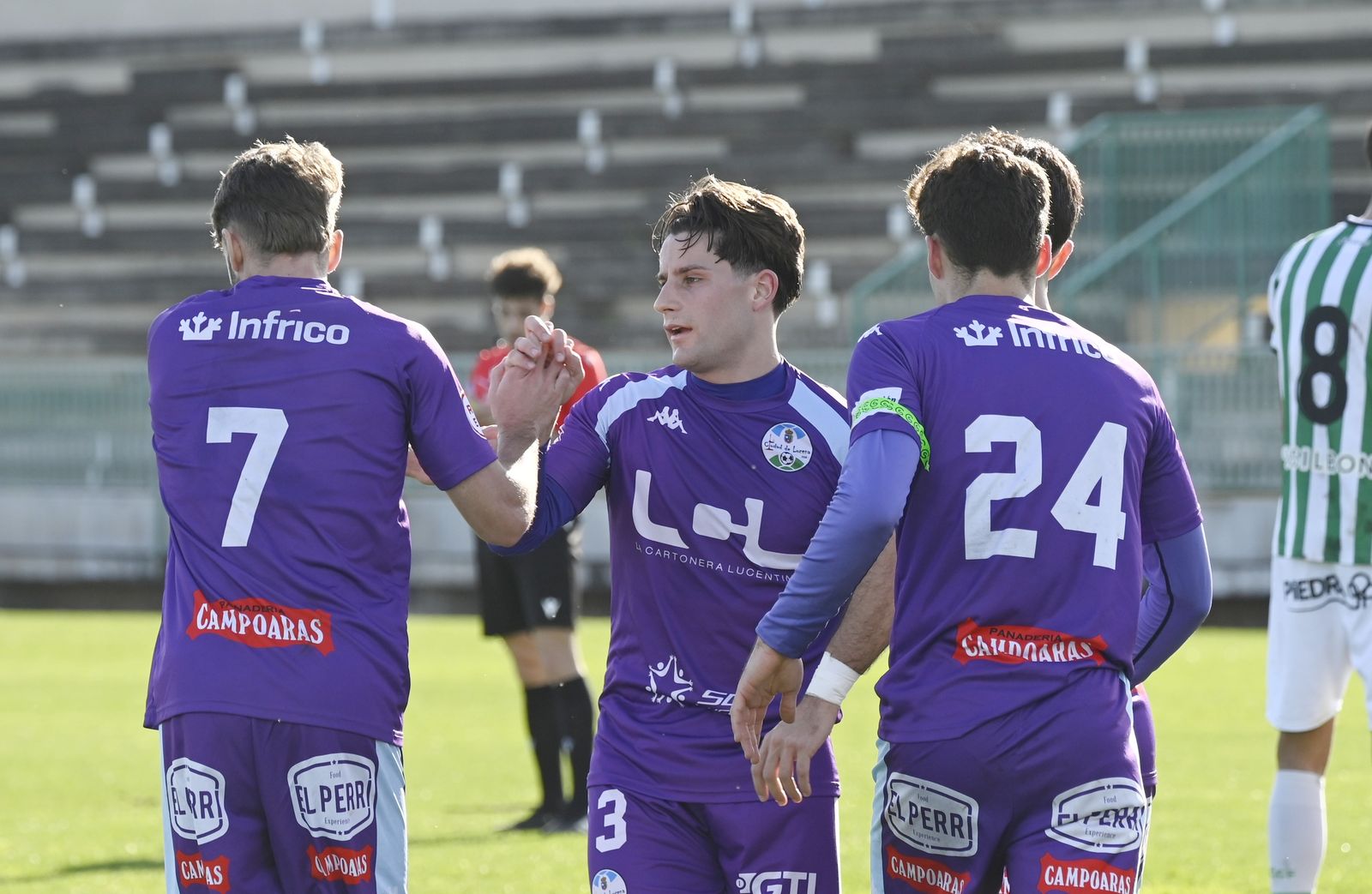 Las mejores fotos de la victoria del Ciudad de Lucena en el derbi provincial ante el Córdoba B