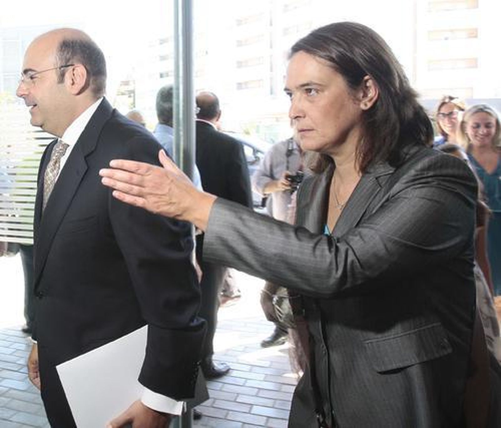 Sebastián Pérez es investido como nuevo presidente de la Diputación de Granada   Foto: Mar?de la Cruz