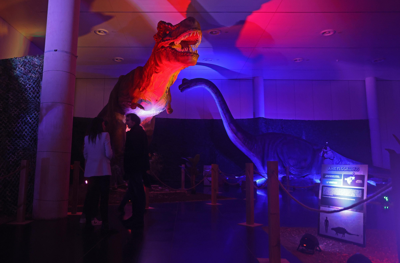 Exposición DINOSAURS LIVE