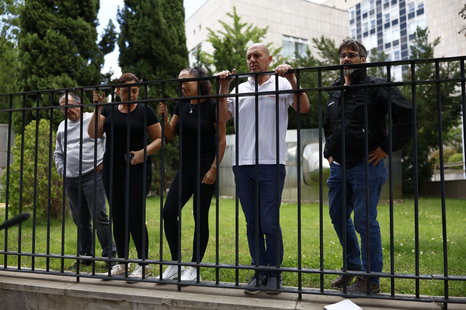 Miembros de comités de empresa de Abengoa en la sede de la SEPI