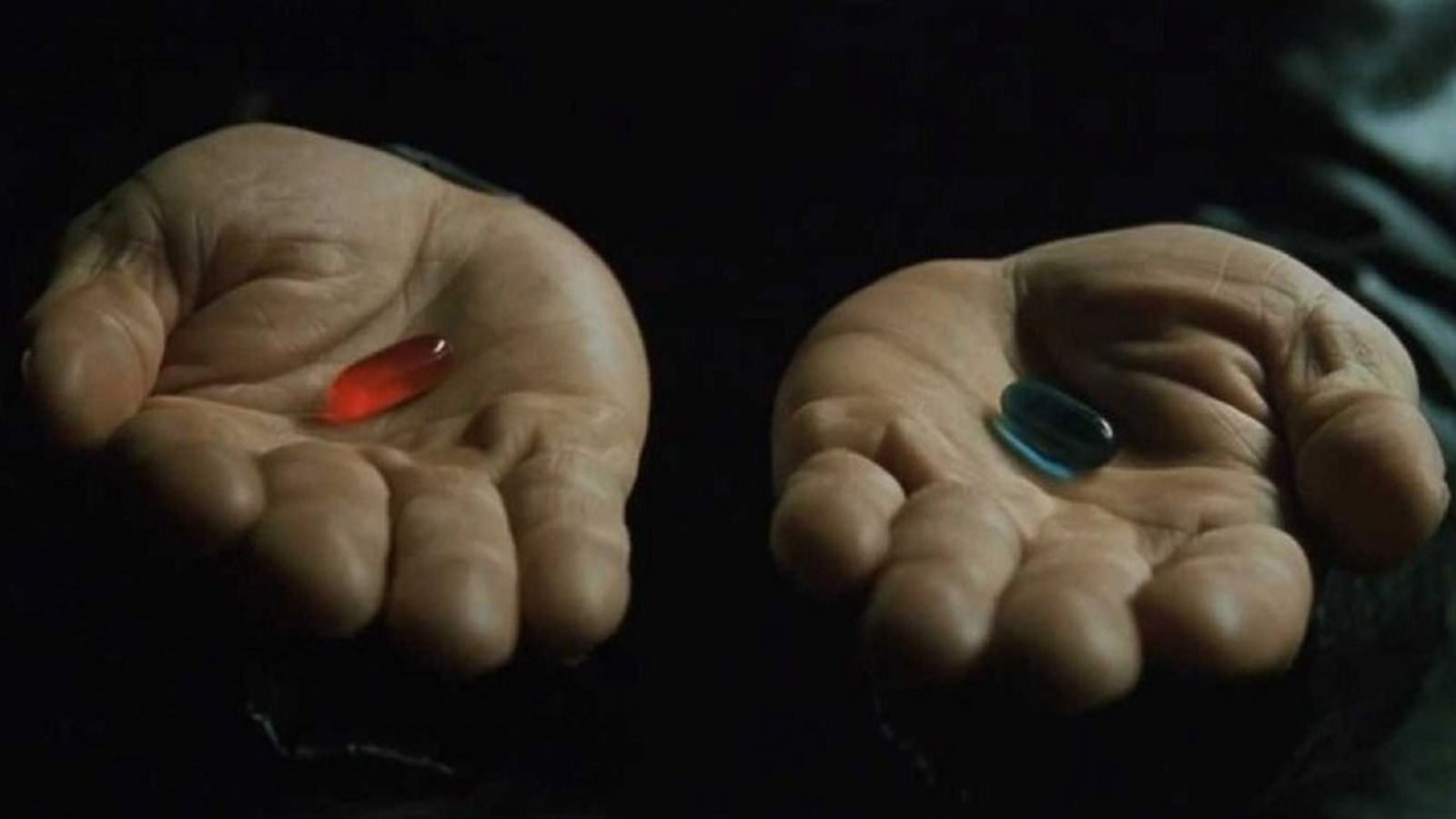 La famosa escena de la pastilla roja y azul.