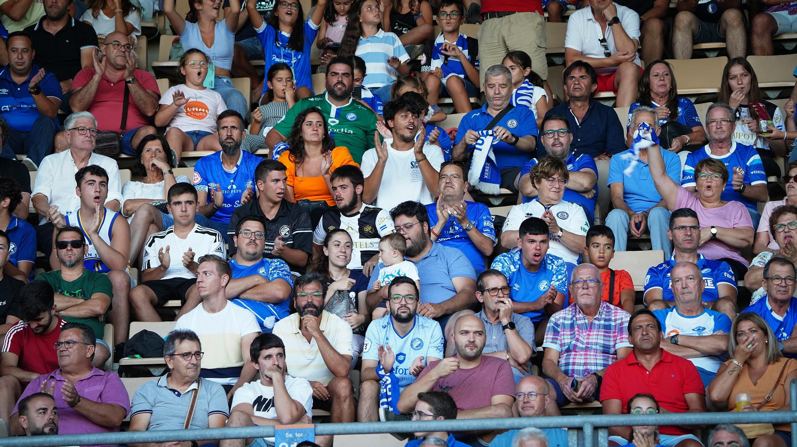 Búscate en el partido del Xerez DFC - Atco. Mancha Real