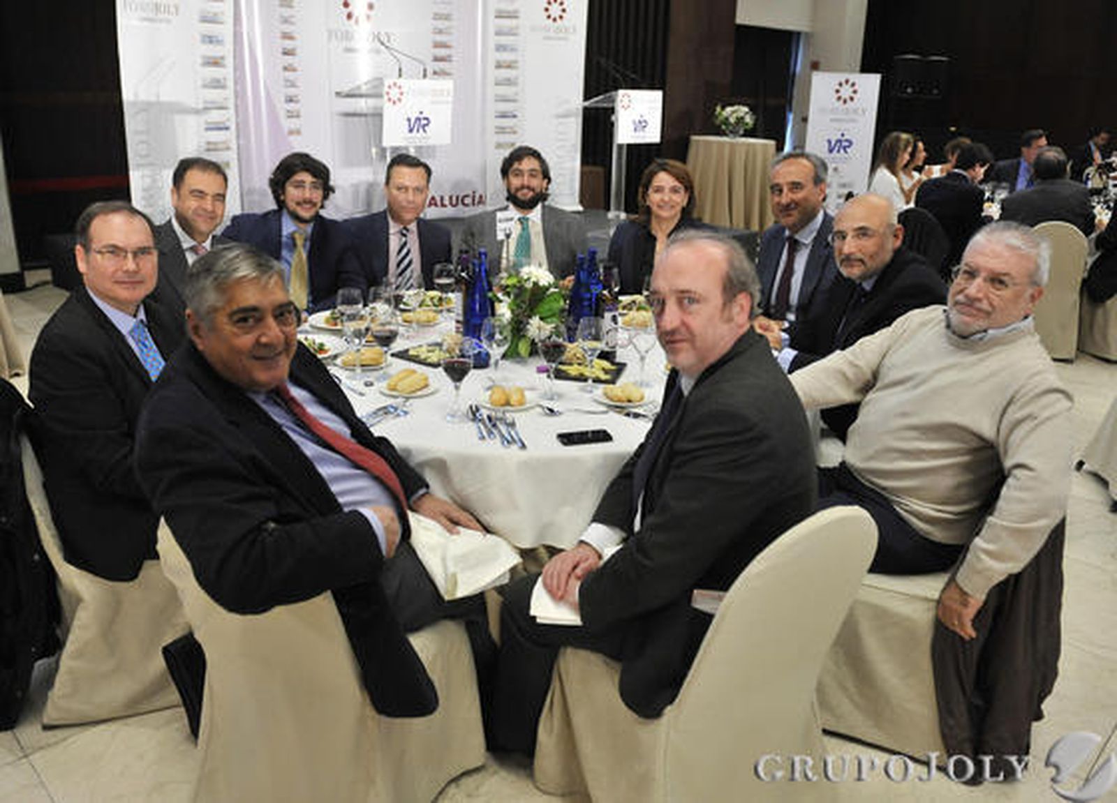 Pablo Recio, Juan Moreno, Antonio Millán, Ignacio Ruiz, Íñigo Biosca, Quique Ruiz, María Jesús Yanes, Horacio Pijuán, Manuel Jiménez, Juan Sergio Fernández y José Manuel Aranda. / Fotos: B. Vargas·J.C. Vázquez