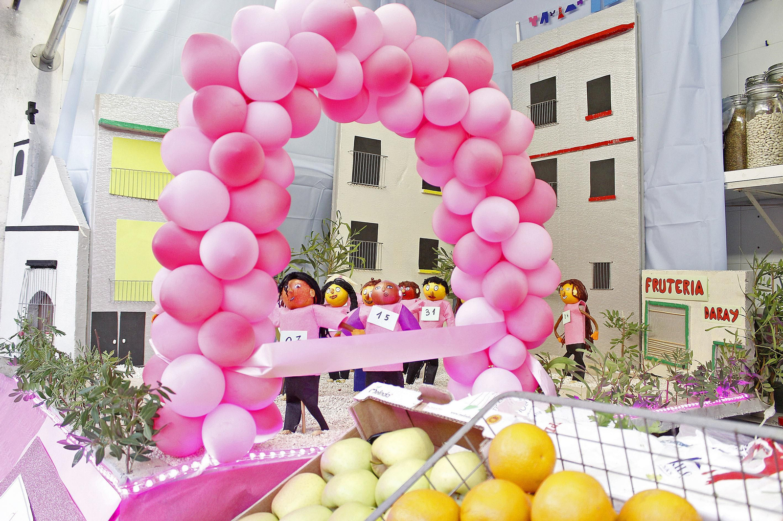 Las imágenes de la fiesta de los Tosantos en el Mercado Central