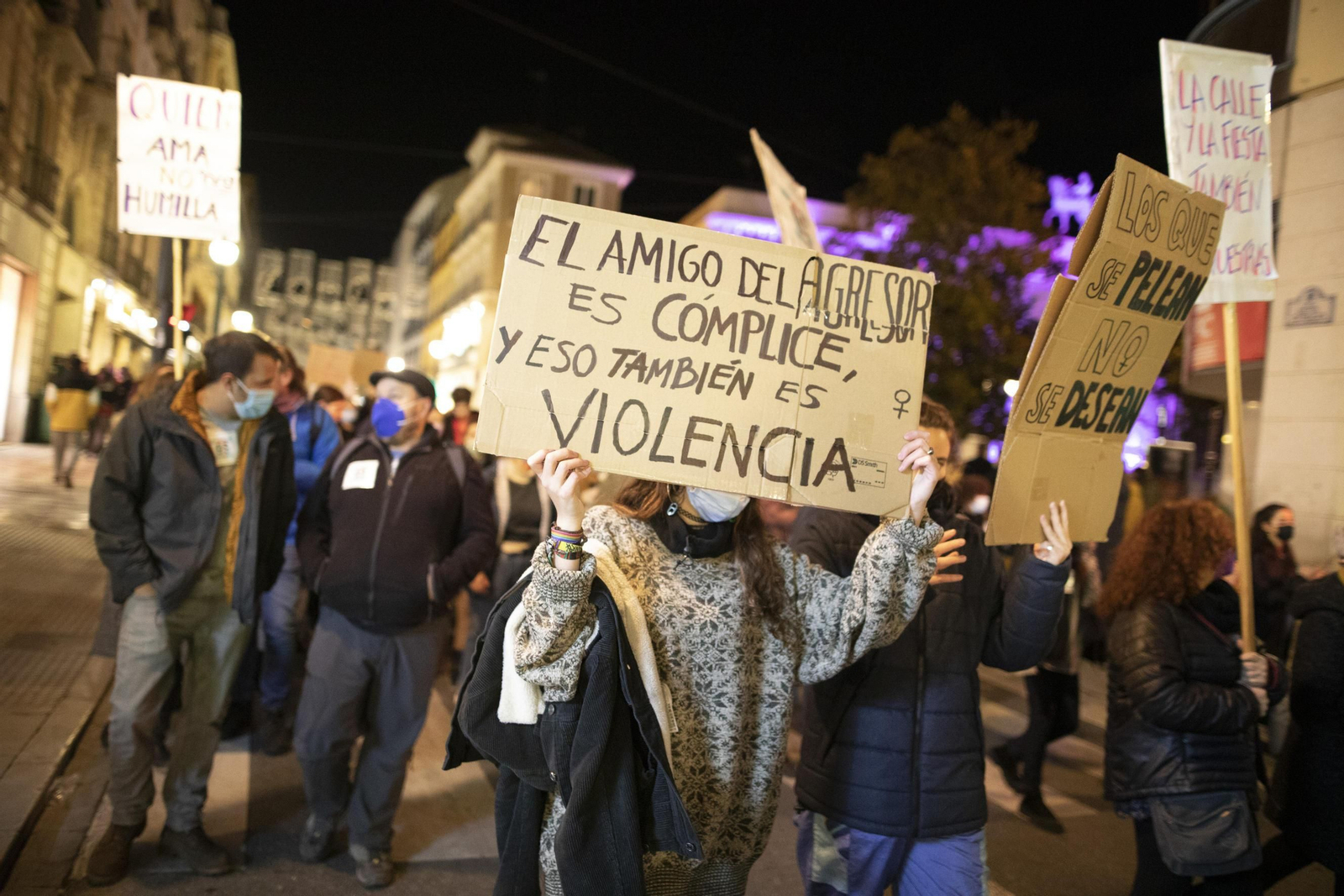 La manifestación del 25-N en Granada en imágenes