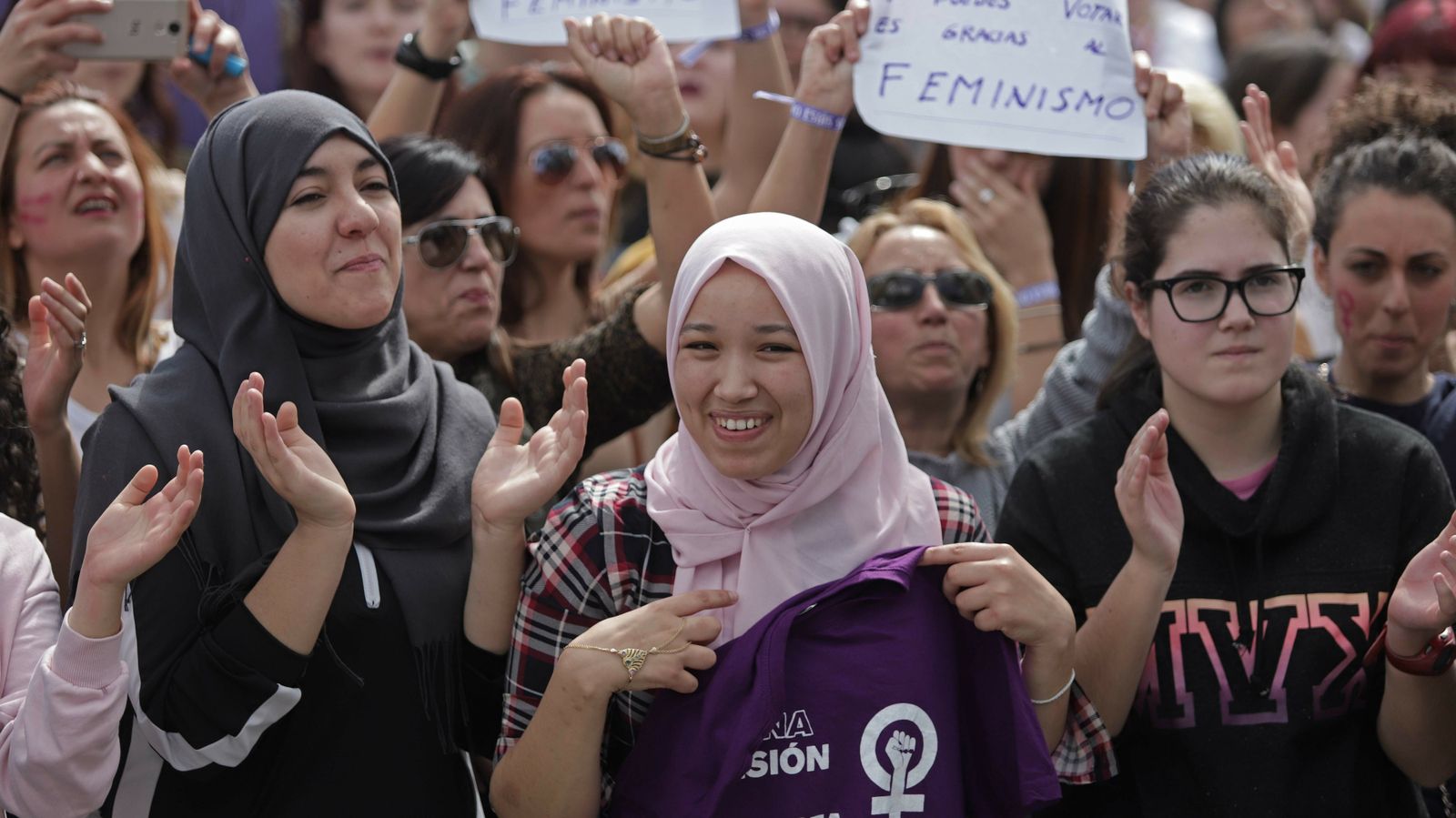 Imágenes de la manifestación  por el Día de la Mujer en Algeciras