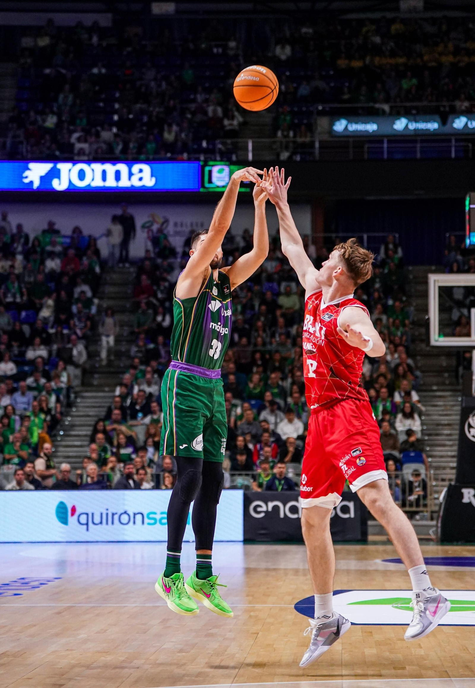 El Unicaja-Baxi Manresa, en fotos