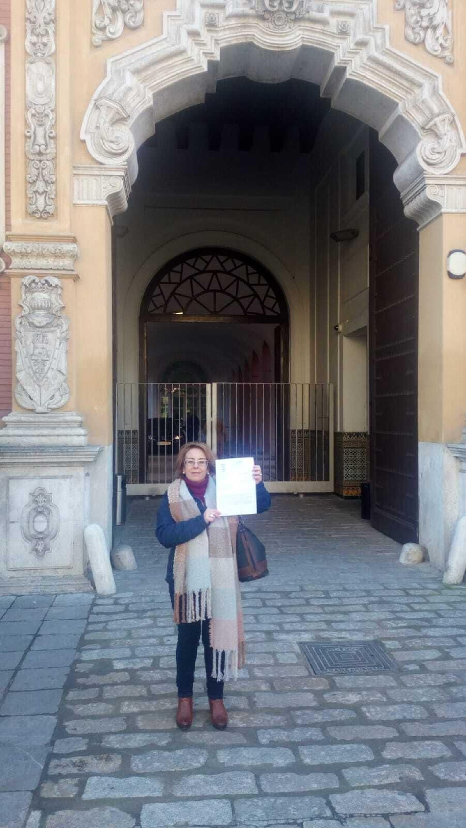 Charo López, en San Telmo cuando registró la carta a Juanma Moreno.