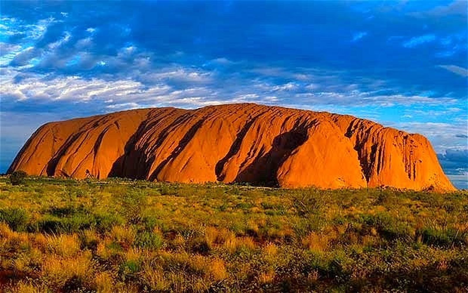 El australiano monte Uluru
