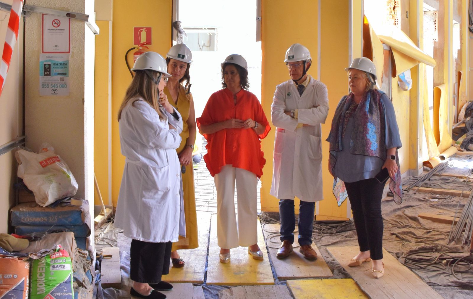 La consejera de Salud y Consumo, Catalina García en su visita al centro de salud de La Orden este viernes.
