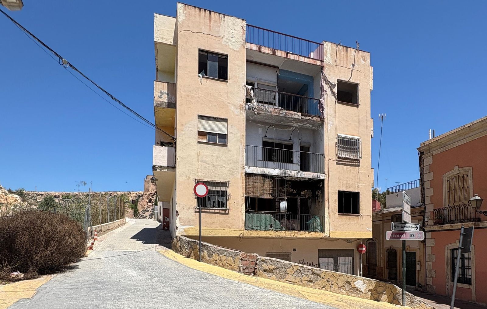 Edificio de la calle Hércules, pendiente de demolición, sufría recientemente un incendio